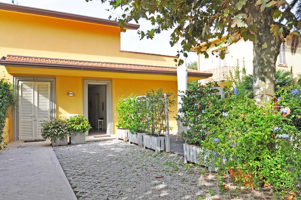 Holiday Apartments Fiumetto Marina di Pietrasanta Eksteriør bilde